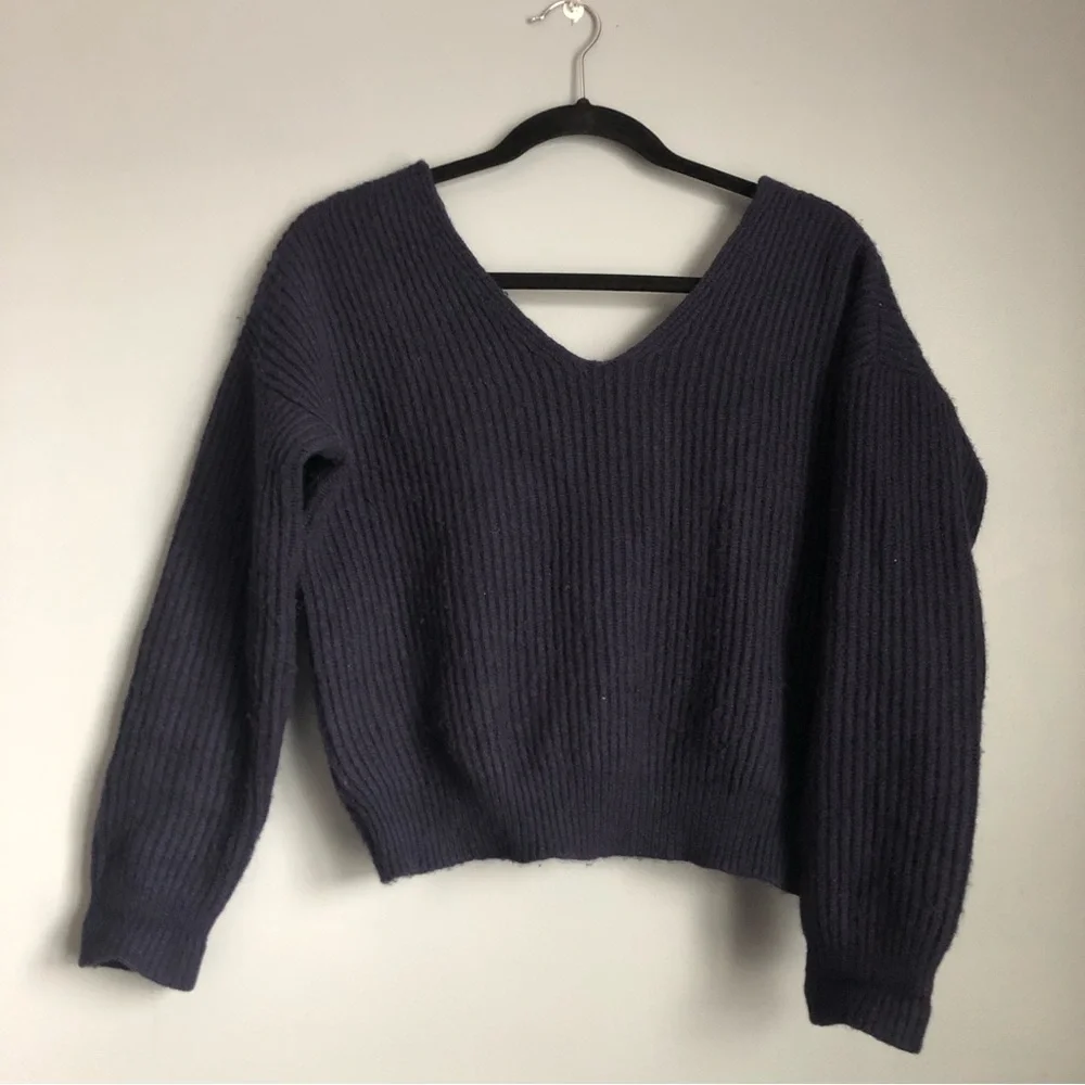 Anthropologie Angel of the North Twist Back Crop Navy Sweater S